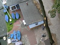 Baumfaellen  vom Kran